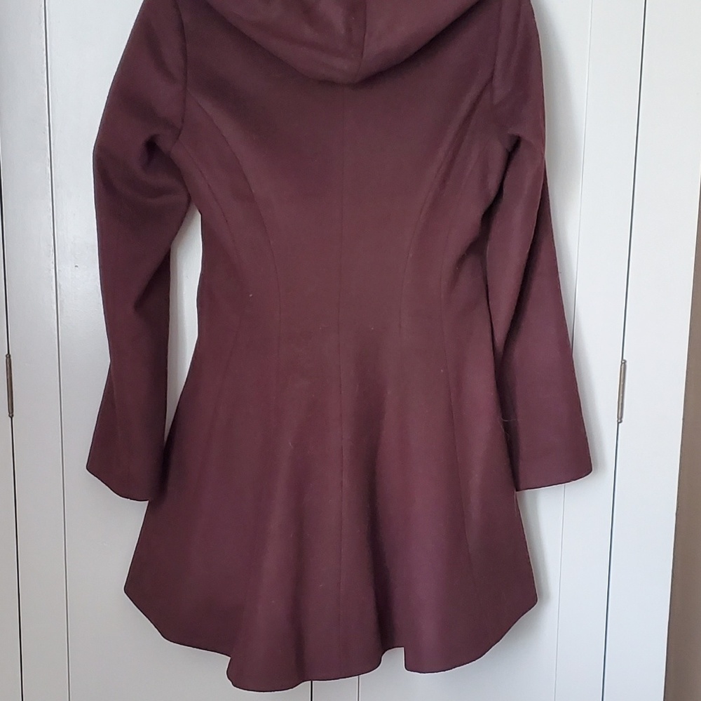 Coat - Picture 4 of 7